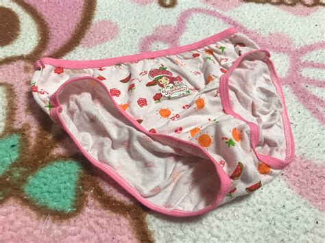spankbang 中学生|使用済み下着、買い取ります。50代、60代限定 独身女性に限る .